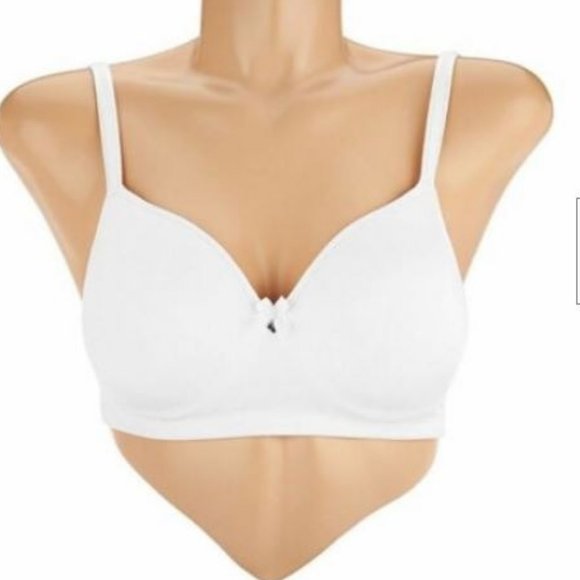 Breezies Other - Breezies~Everyday Essential Wirefree T-Shirt Bra